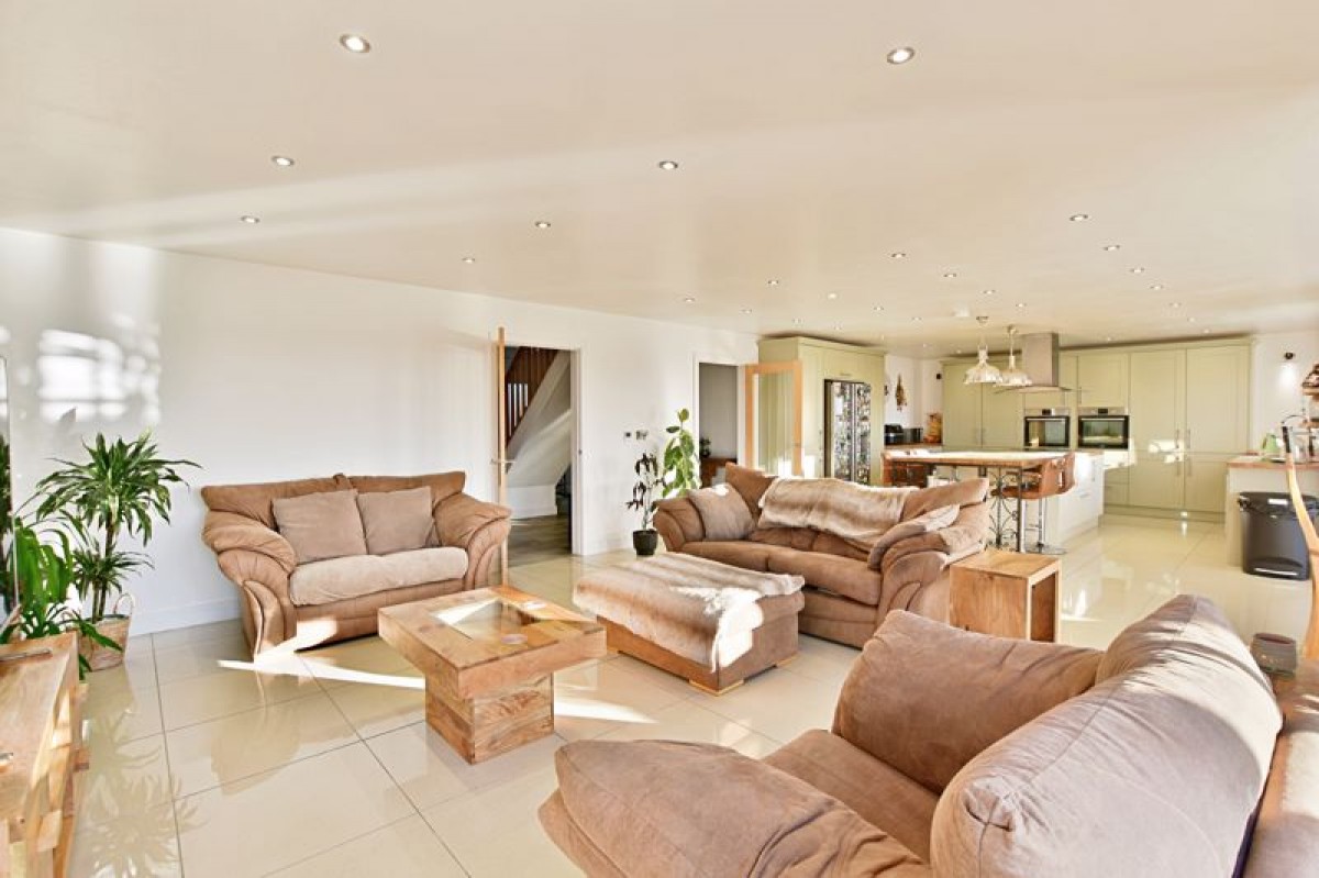 Images for Abbey Road, Bardney, Lincoln