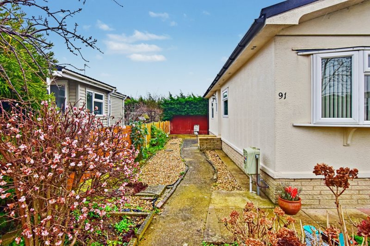 Images for Stonecliffe Park, Prebend Lane, Welton, Lincoln