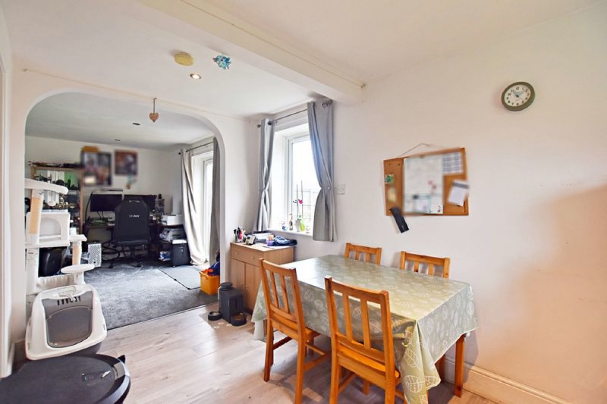 Images for Shropshire Road, Scampton, Lincoln