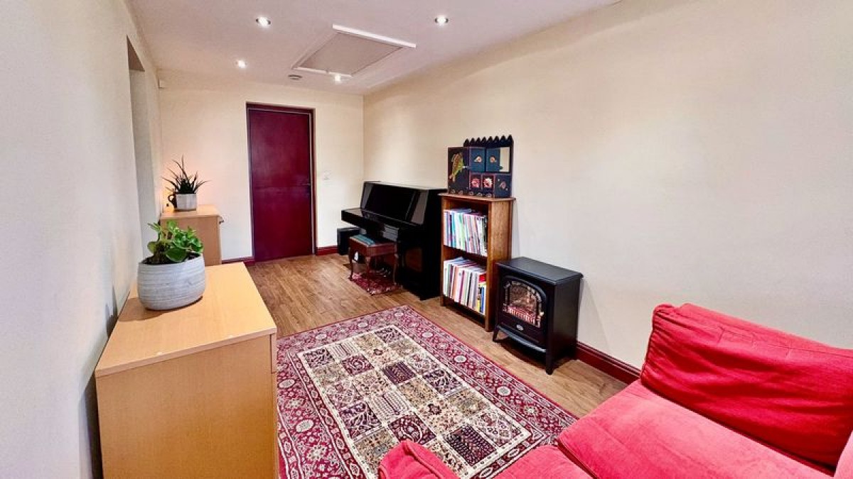 Images for Meadow Rise, Lea, Gainsborough