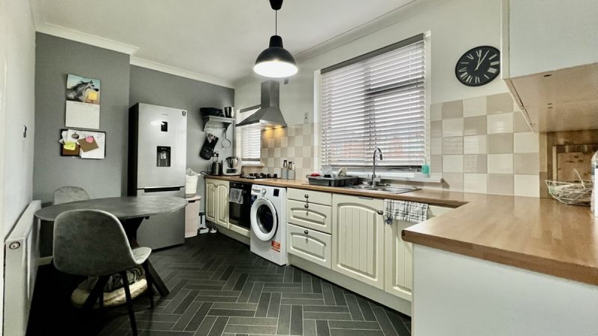 Images for Avenue Vivian, Scunthorpe