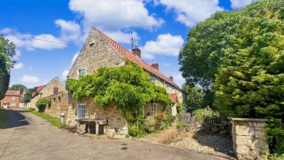 Images for Walnut Cottage, Grosvenor Square, Wellingore EAID:Starkey & Brown Scunthorpe BID:Starkey&Brown Lincoln