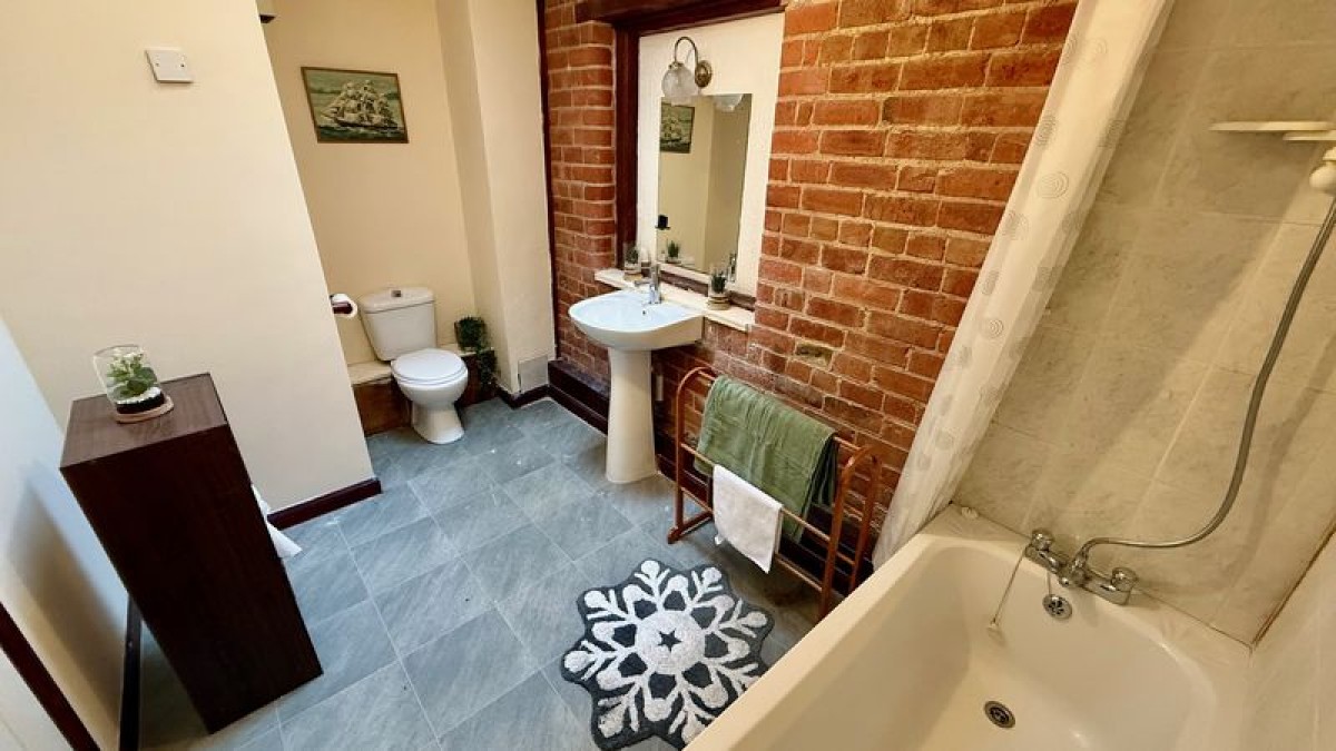 Images for The Old Bakehouse, Station Road, Bardney, Lincoln