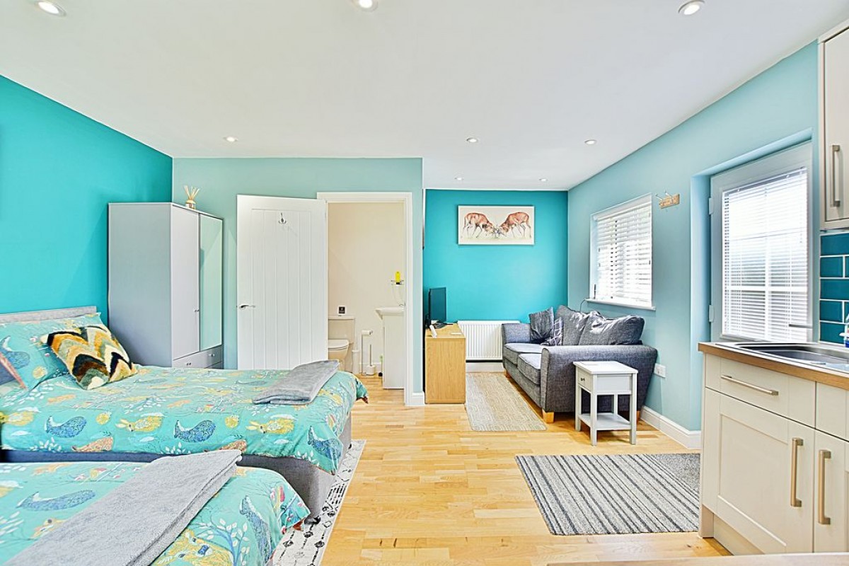 Images for Walnut House, Hallams Lane, Timberland