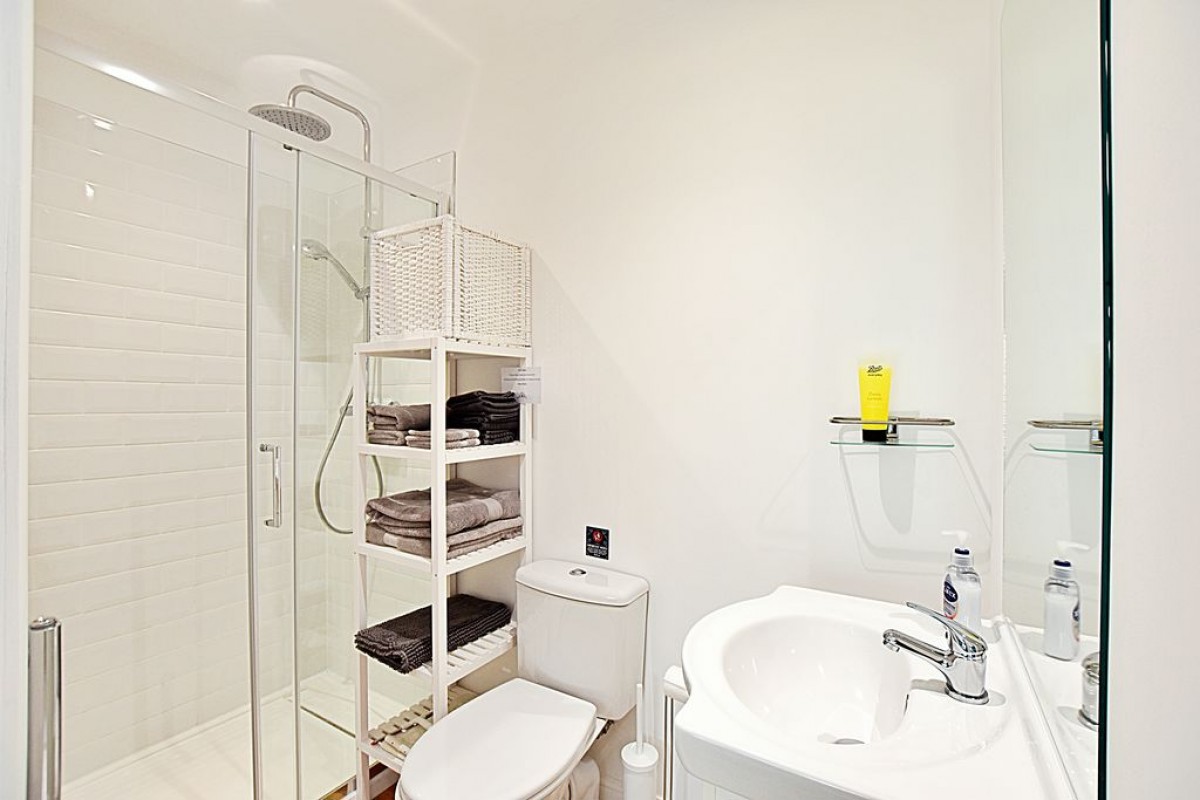 Images for Walnut House, Hallams Lane, Timberland