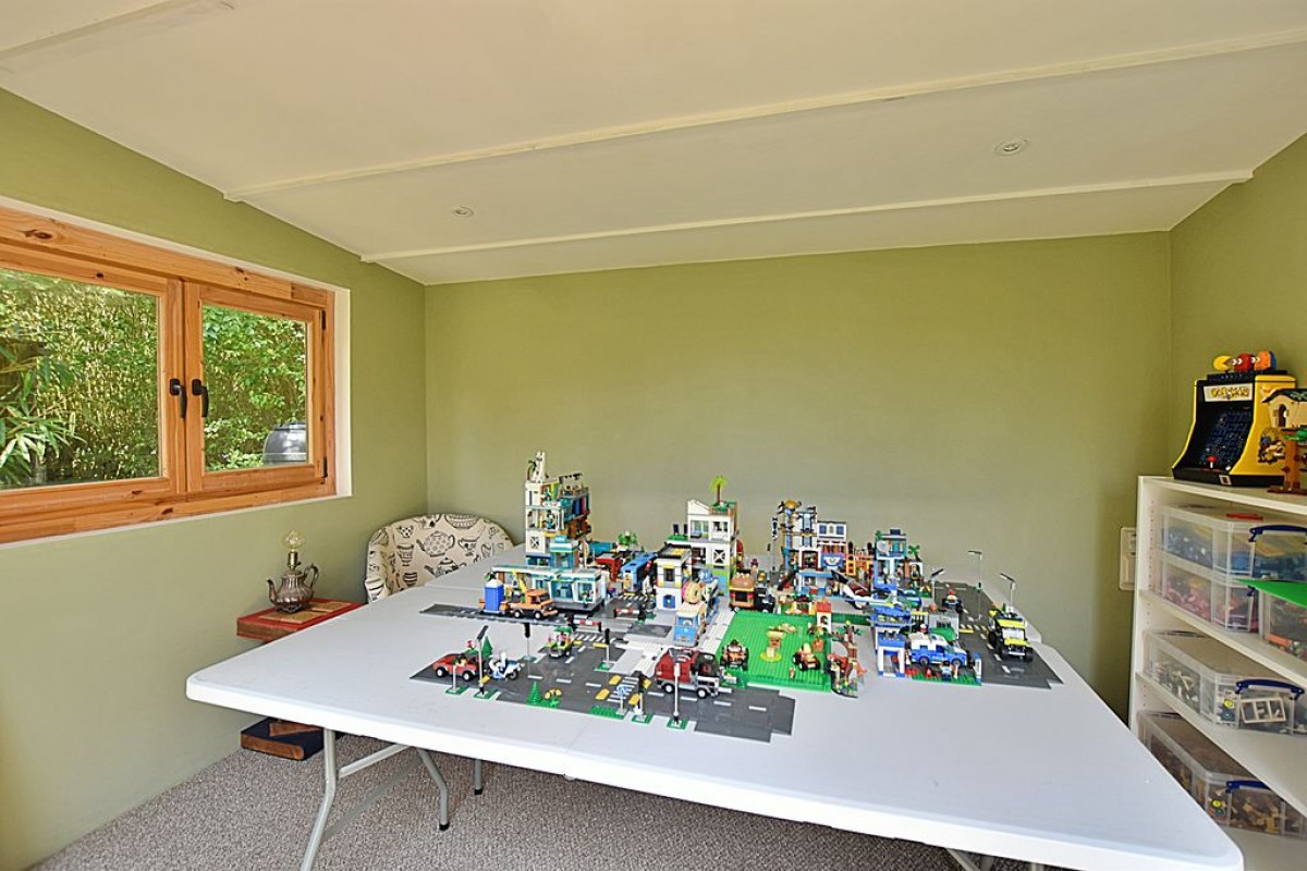 Images for Walnut House, Hallams Lane, Timberland