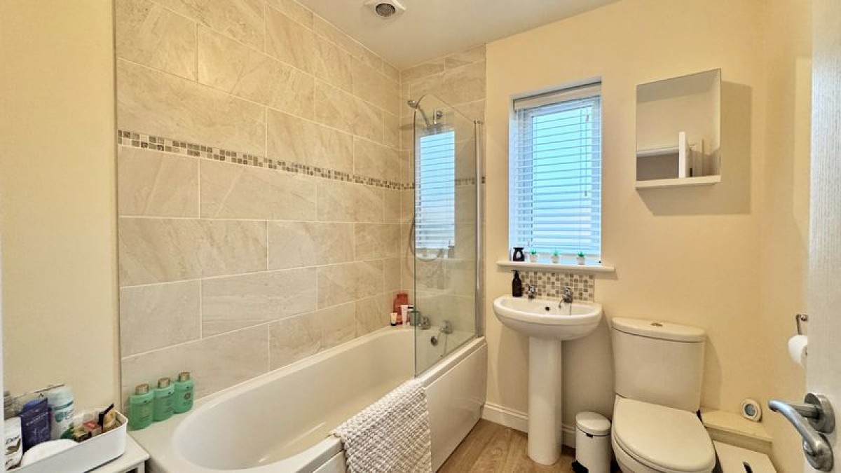 Images for Main Road, Lincoln, Langworth