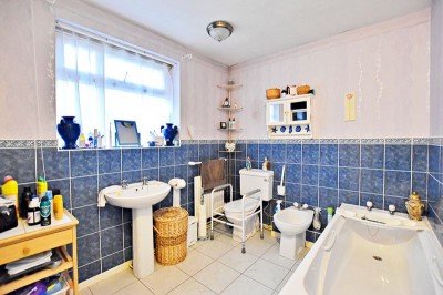 Images for Laburnum Drive, Cherry Willingham, Lincoln EAID:Starkey & Brown Scunthorpe BID:Starkey&Brown Lincoln