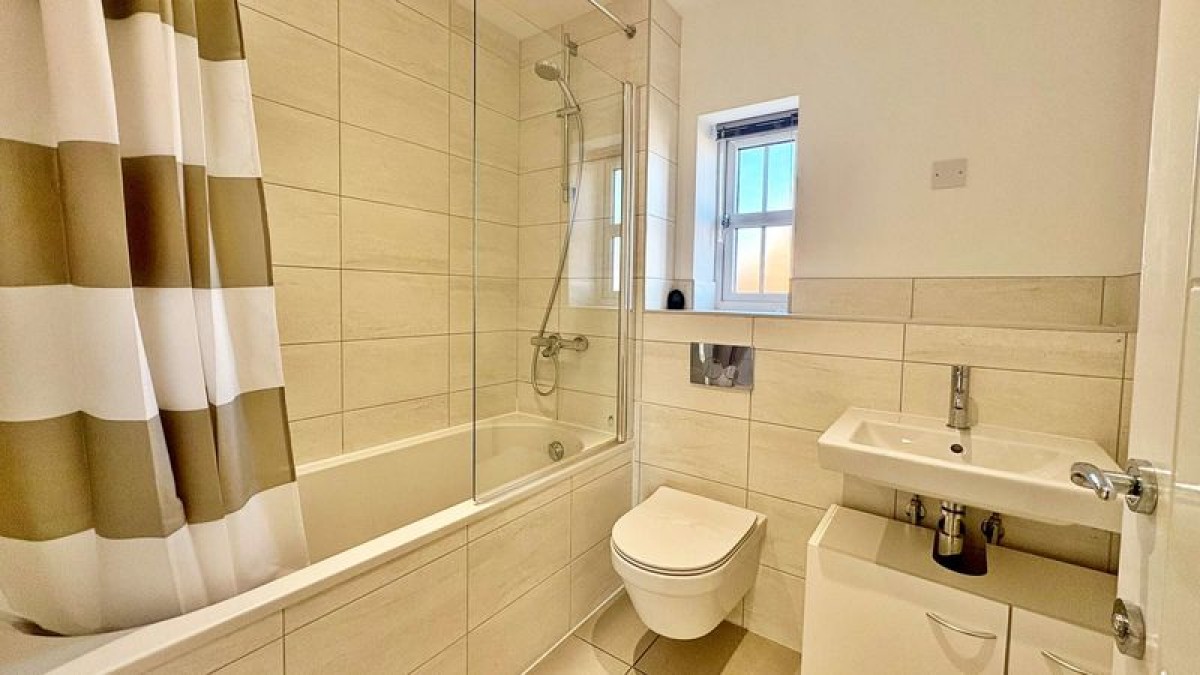 Images for Harvey Park, Welton, Lincoln