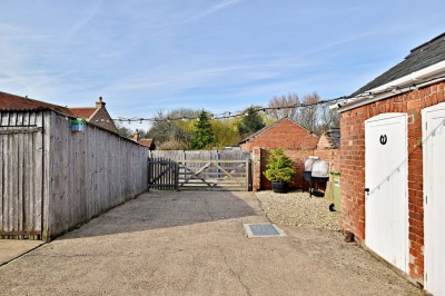 Images for Kexby Road, Glentworth, Gainsborough EAID:Starkey & Brown Scunthorpe BID:Starkey&Brown Lincoln