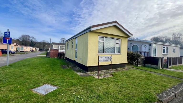 View Full Details for First Avenue, Ashfield Park, Scunthorpe