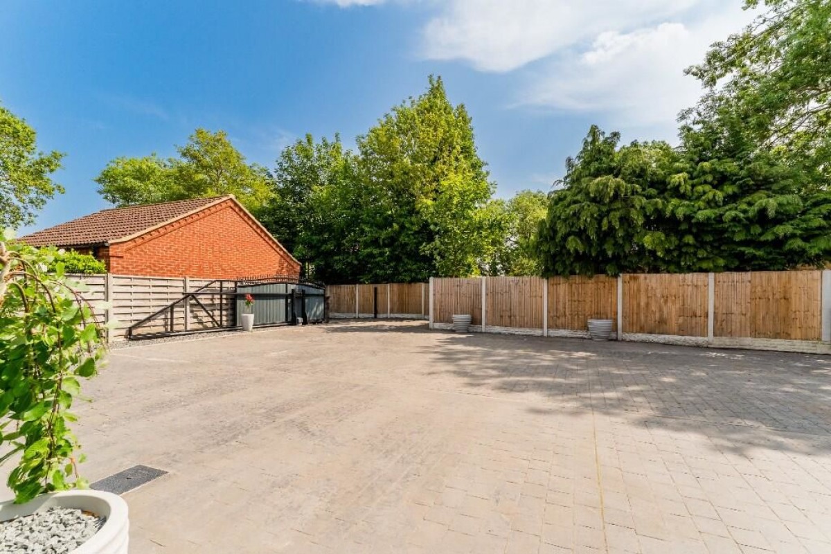 Images for Old Paddock Close, Hibaldstow