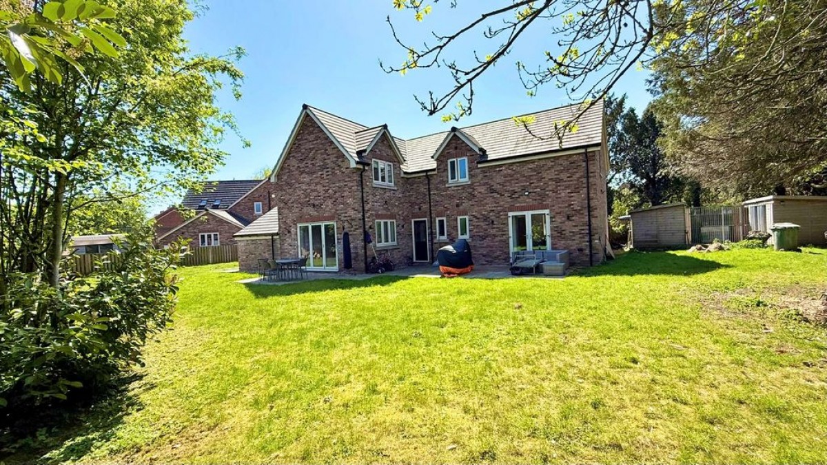 Images for Secret Garden, Willingham By Stow