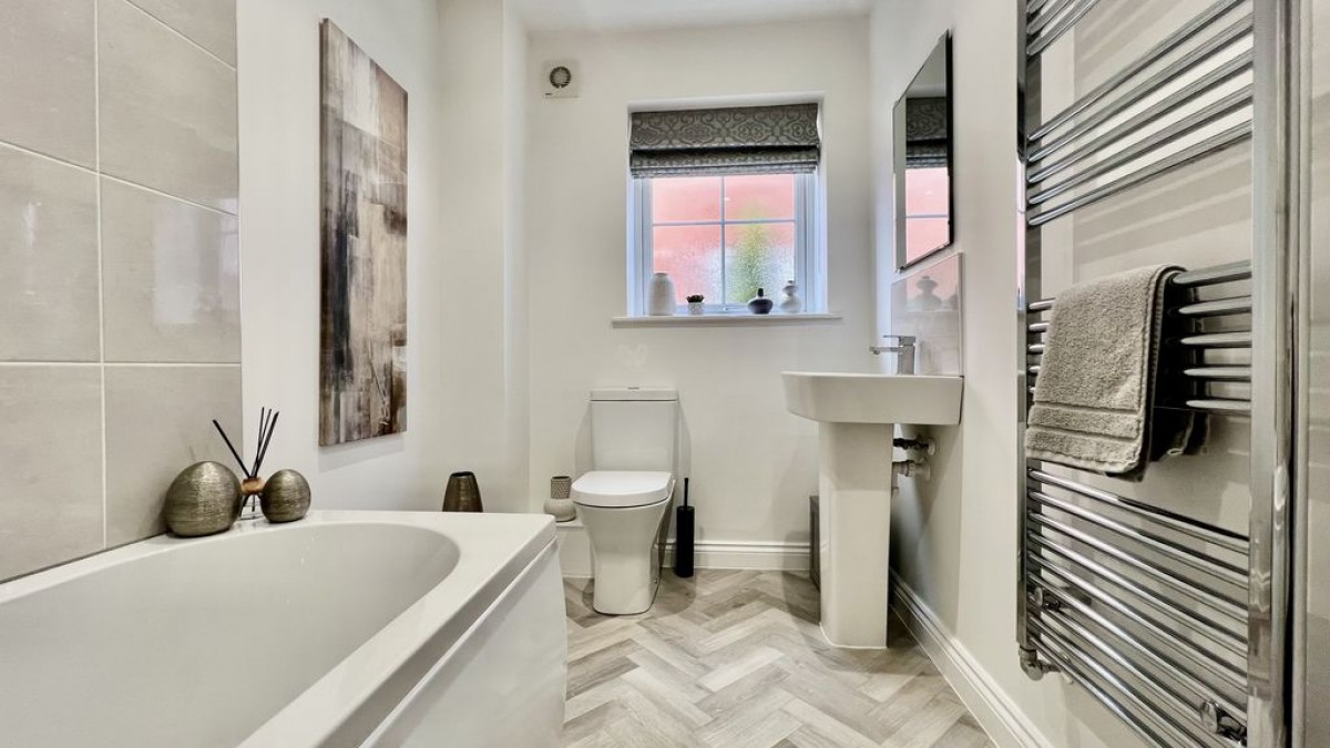 Images for Christophers Meadow, West Butterwick