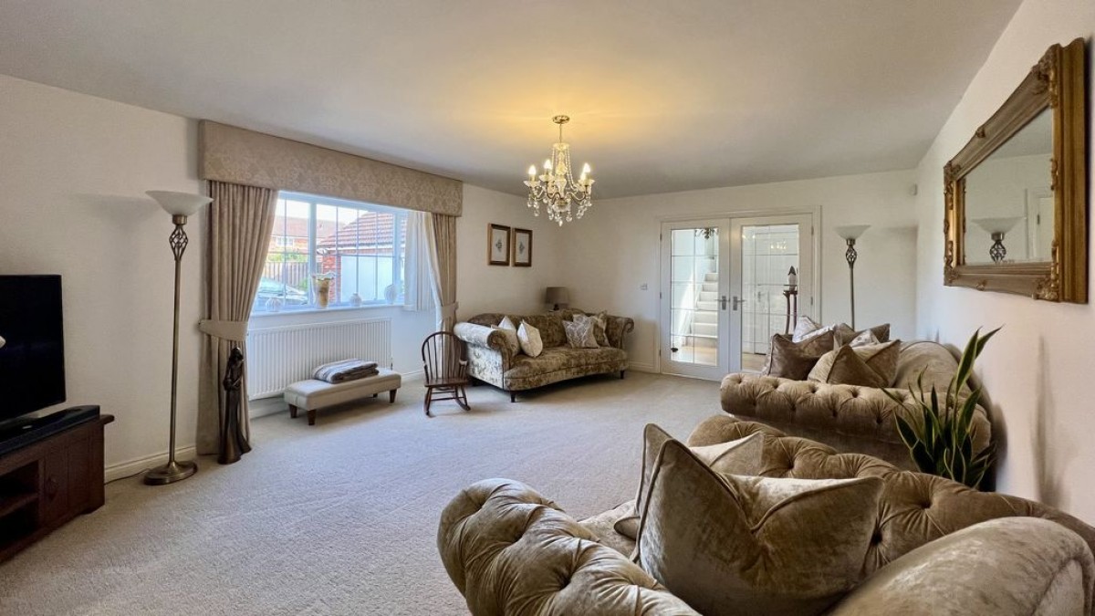 Images for Christophers Meadow, West Butterwick