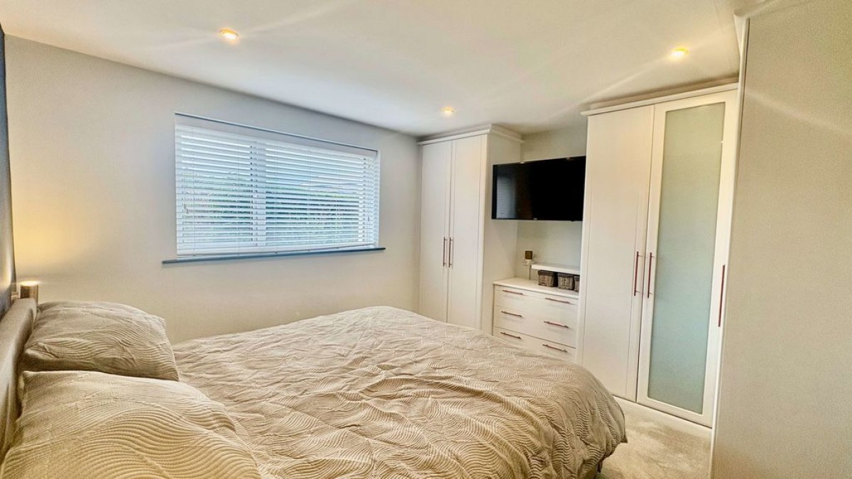Images for Rolleston Close, Lincoln