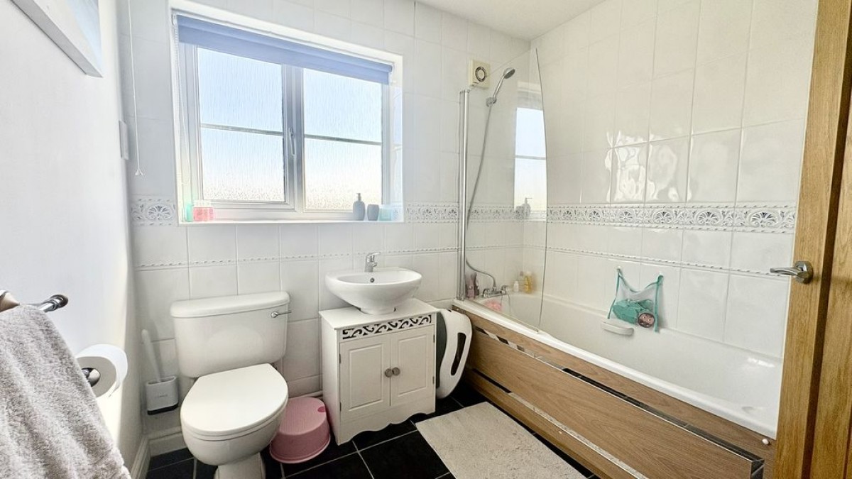 Images for Midholm, Cherry Willingham, Lincoln