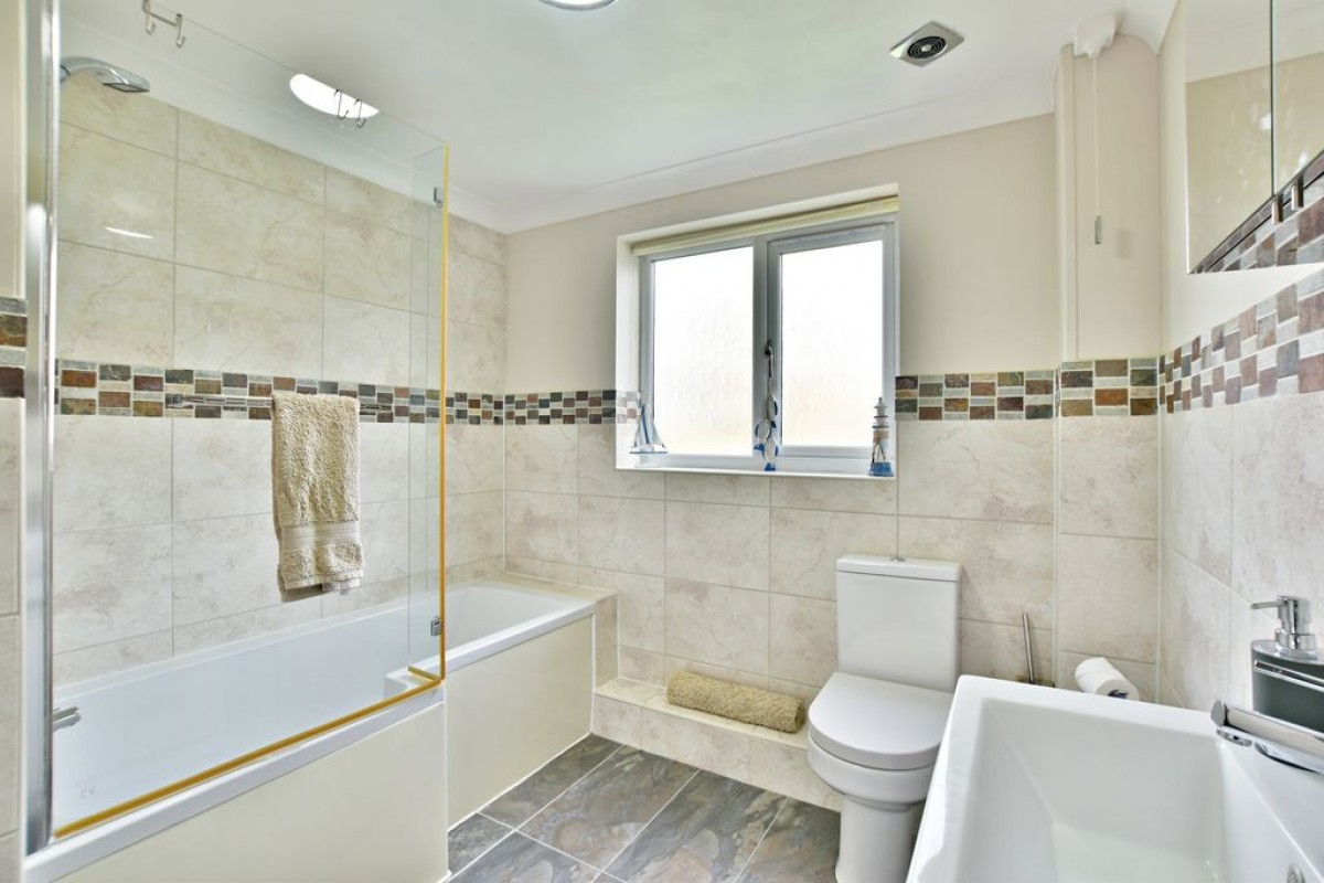 Images for Manor Close, Eagle, Lincoln