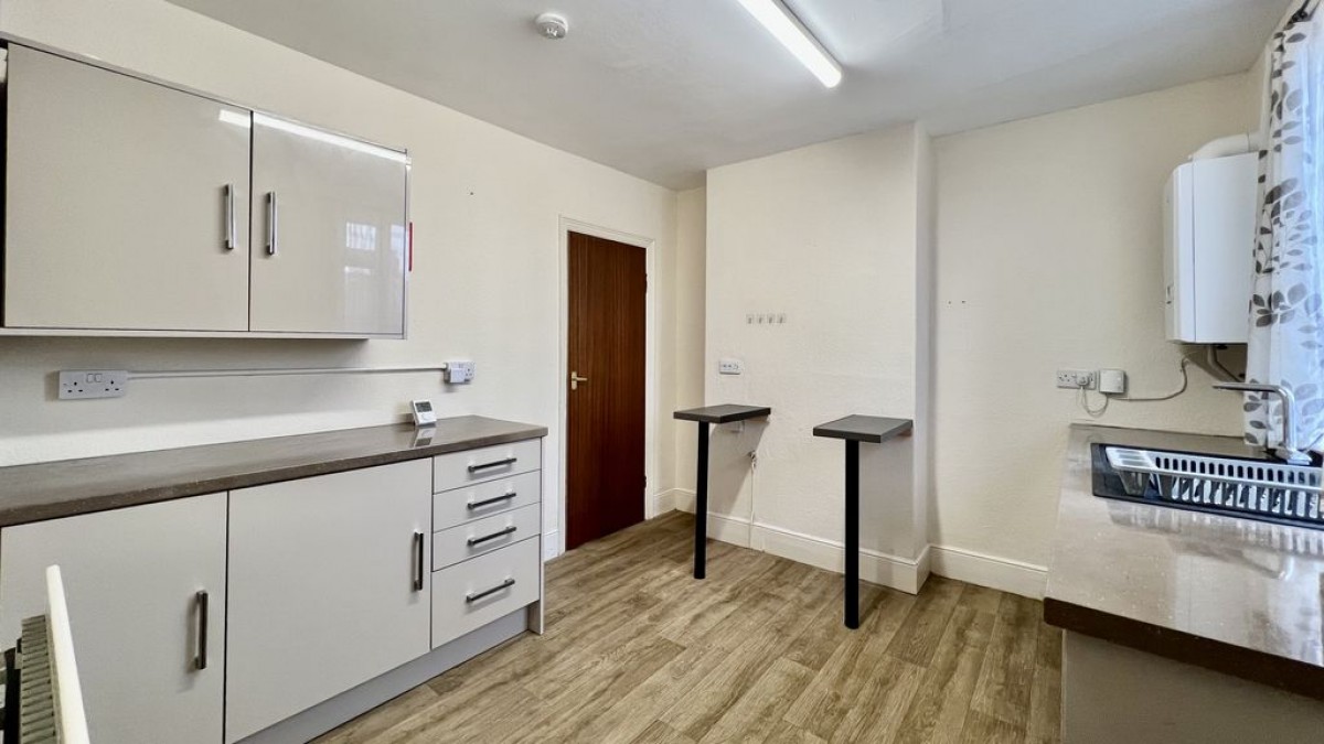 Images for 21a Queen Street, Scunthorpe