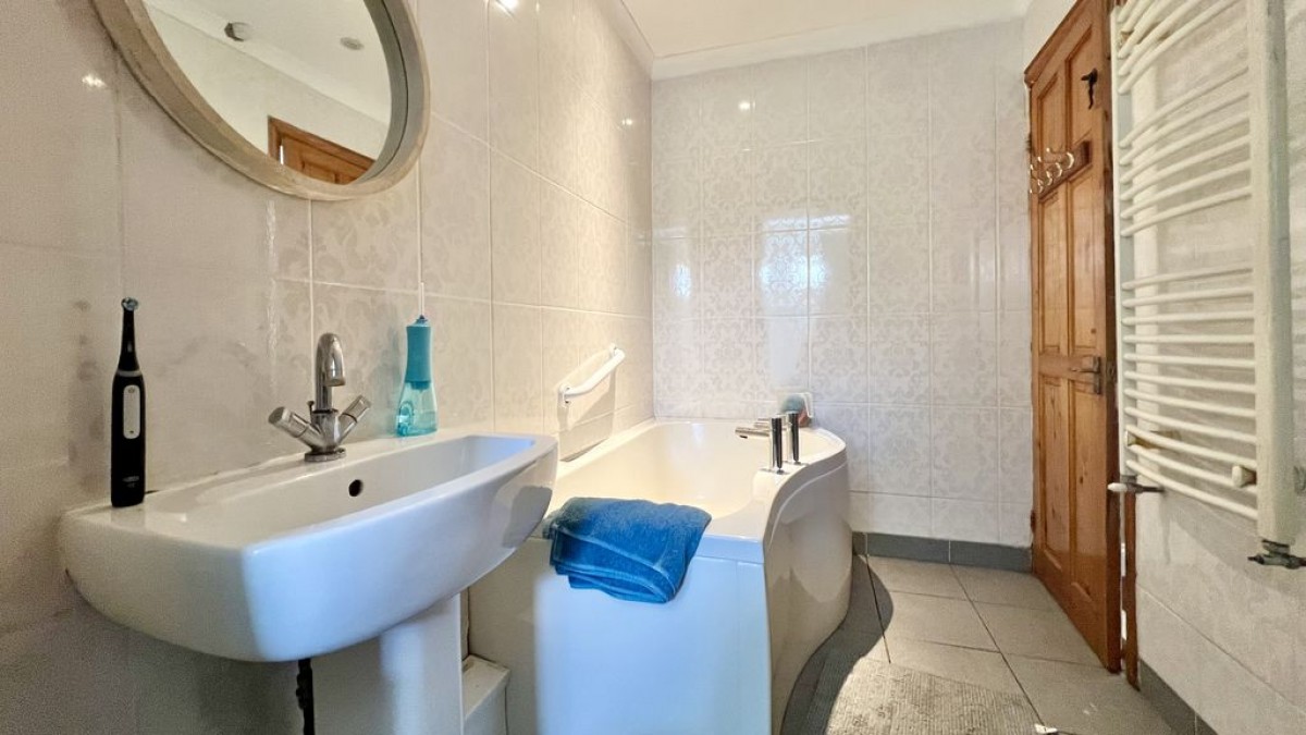Images for Holland Avenue, Scunthorpe