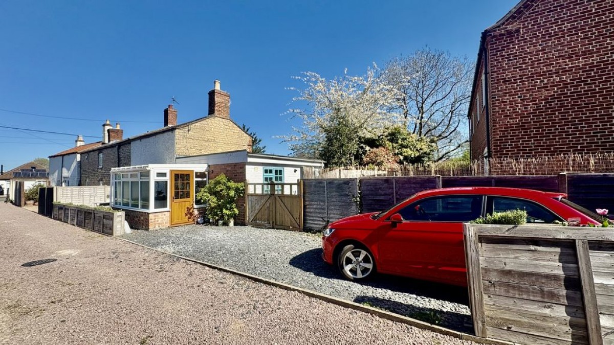 Images for Lincoln Road, Metheringham, Lincoln