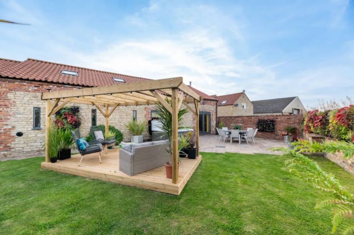 Images for Glebe Farm, Scampton