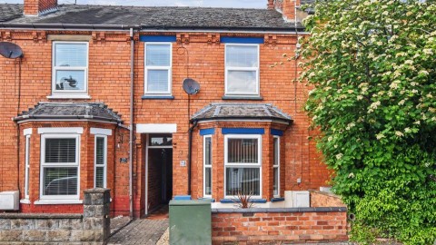 Maple Street, Lincoln