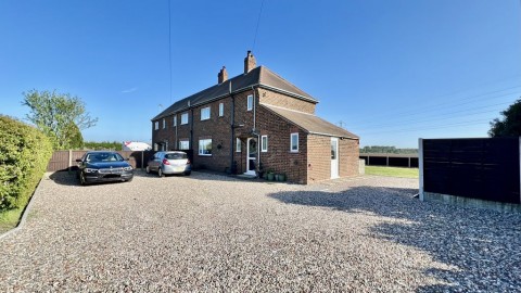 View Full Details for North Grange Cottages, Burringham Road, Scunthorpe