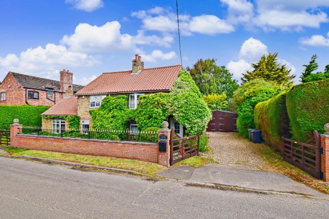 View Full Details for Carnation Cottage with Integral Annex, Five Mile Lane, Washingborough, Lincoln