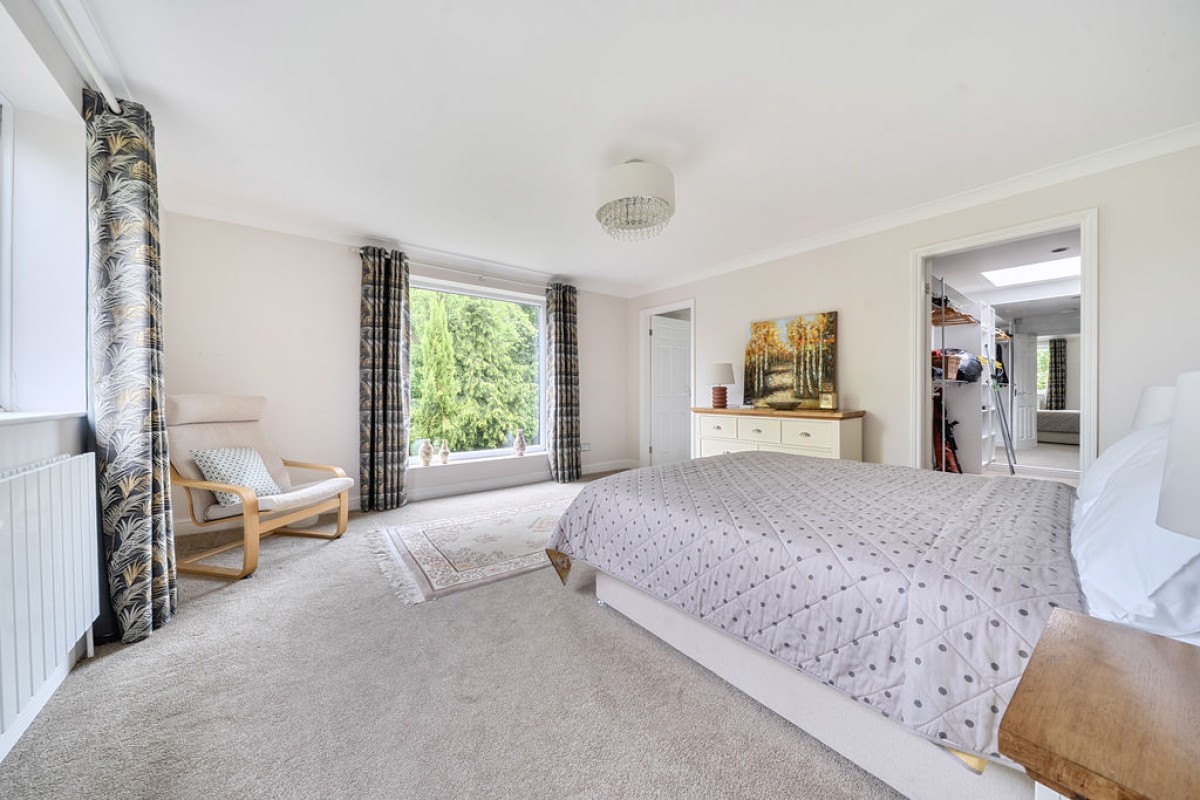 Images for Hales Barn, Church Lane, Navenby