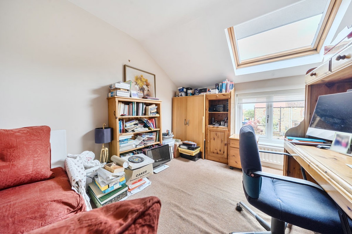 Images for Hales Barn, Church Lane, Navenby