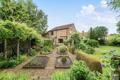 Images for Hales Barn, Church Lane, Navenby EAID:Starkey & Brown Scunthorpe BID:Starkey&Brown Lincoln