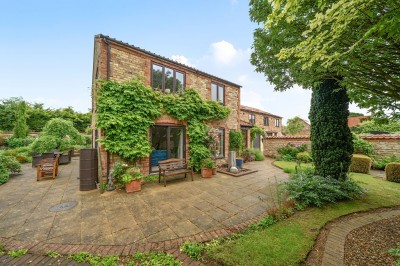 Images for Hales Barn, Church Lane, Navenby EAID:Starkey & Brown Scunthorpe BID:Starkey&Brown Lincoln