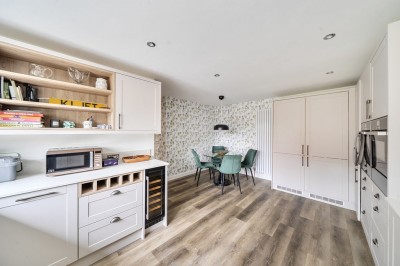 Images for Hales Barn, Church Lane, Navenby EAID:Starkey & Brown Scunthorpe BID:Starkey&Brown Lincoln