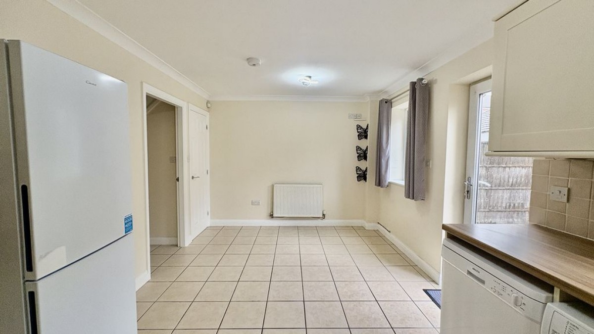 Images for Poplars Grove, Lincoln