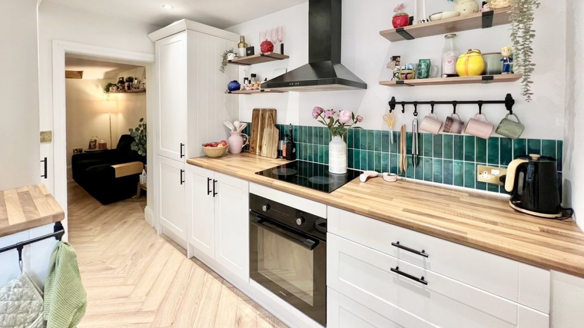 Images for Earlsgate, Winterton
