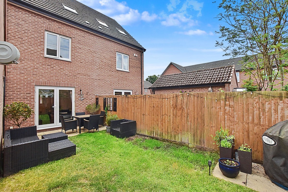 Images for Iris Crescent, Lincoln