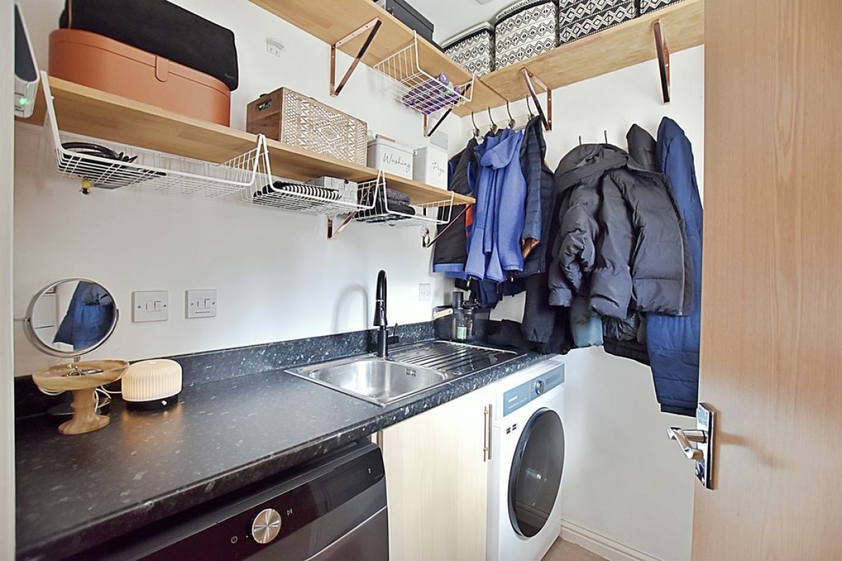 Images for Iris Crescent, Lincoln