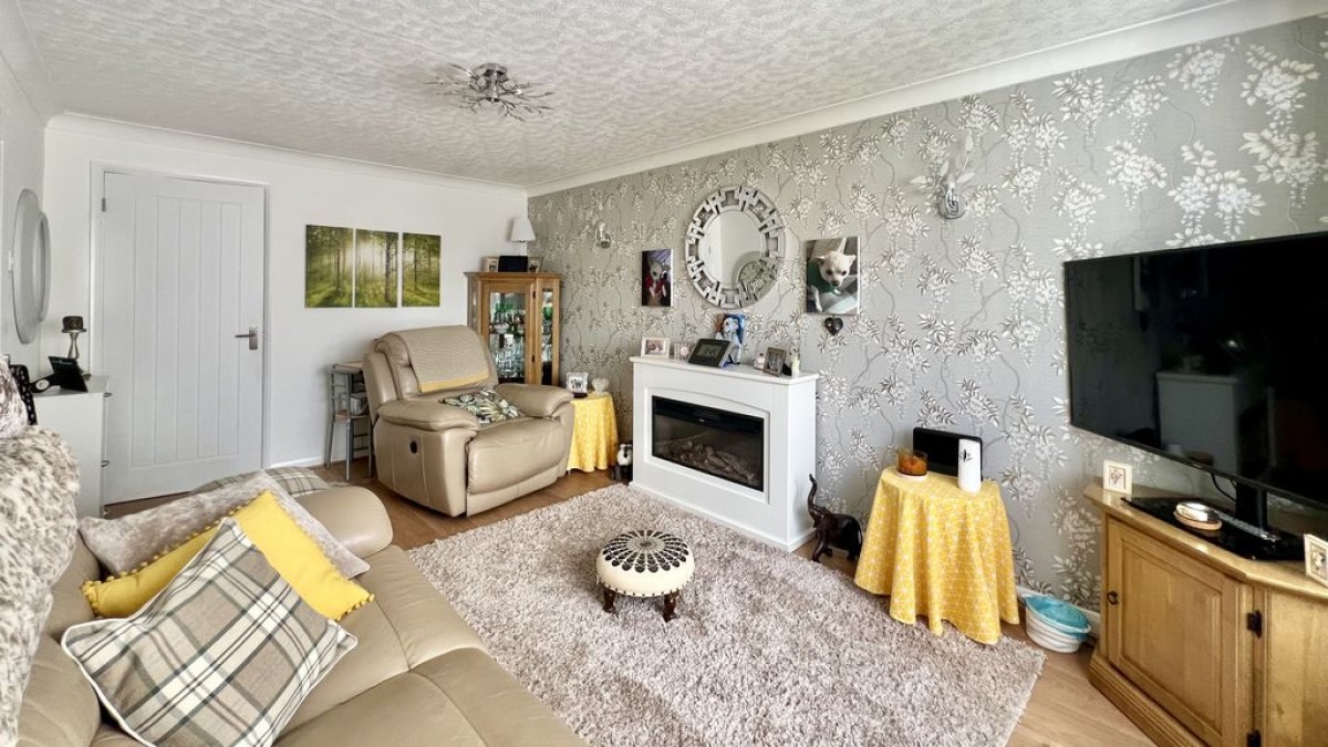 Images for Farm Close, Gunness