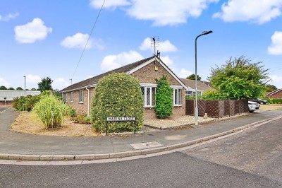 Marina Close, Waddington