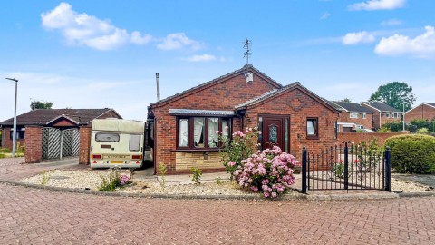 Hallbrook Court, Bottesford