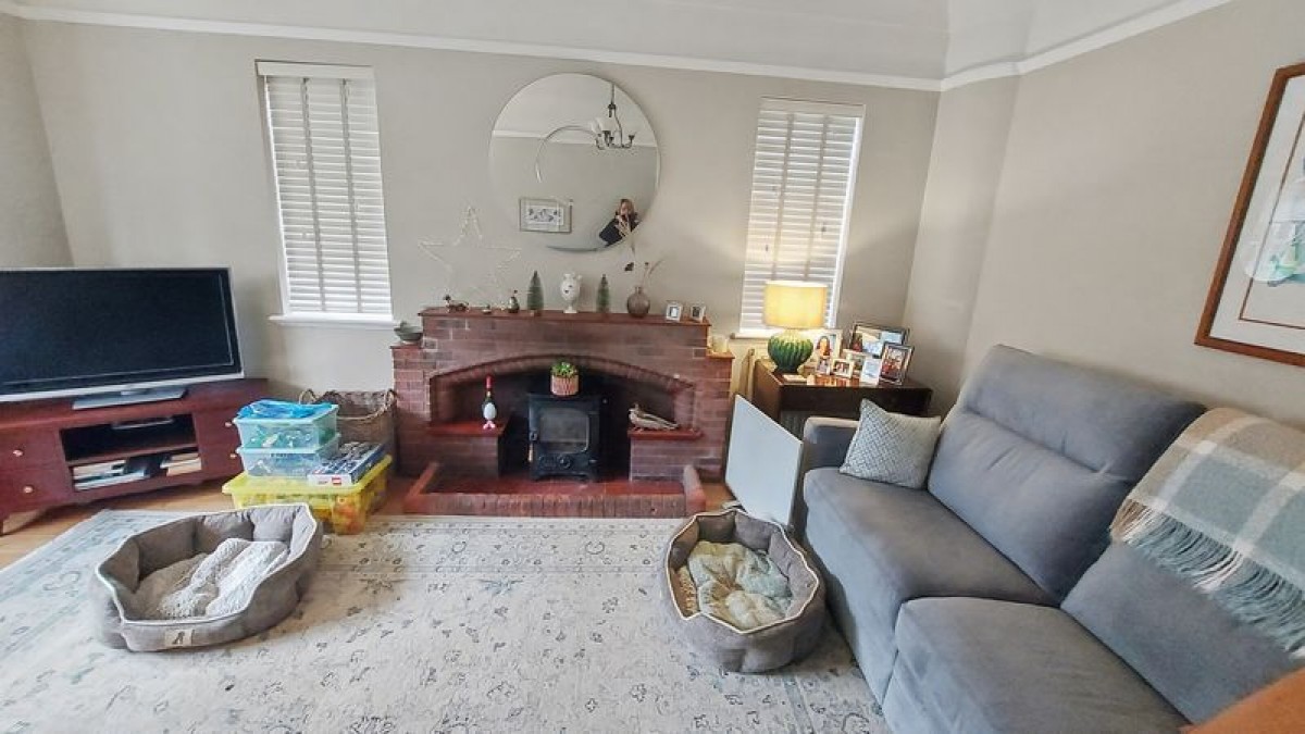 Images for 3 Bed Bungalow Welbourn