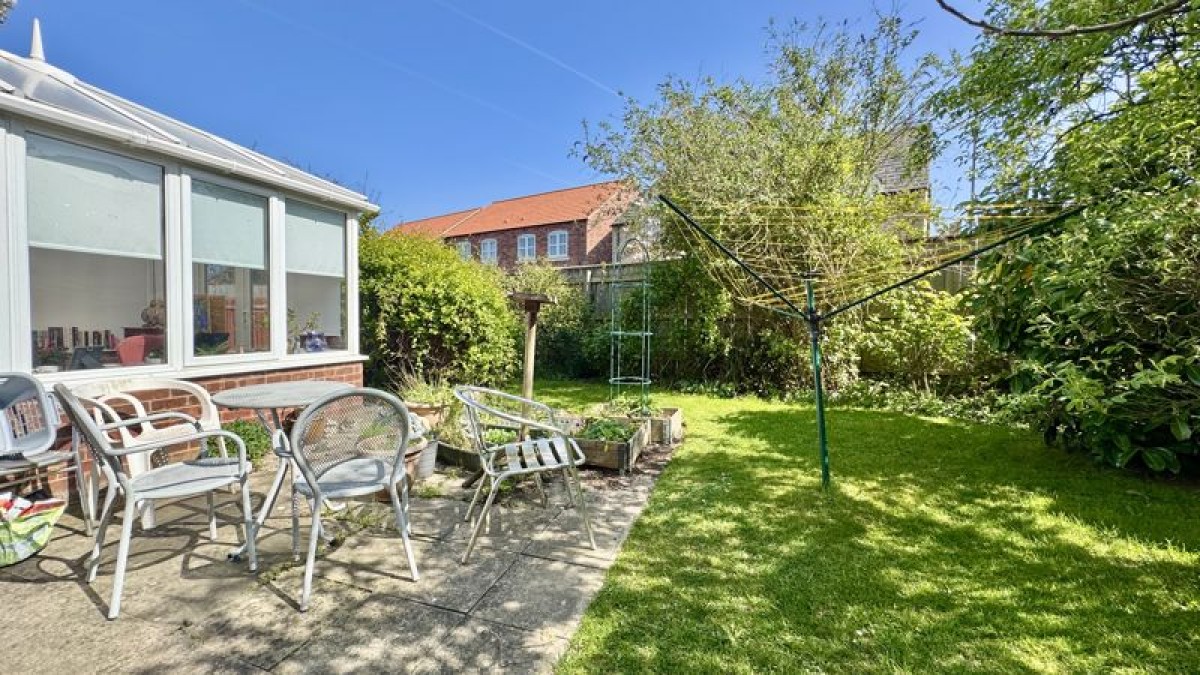 Images for Adelaide Close, Waddington, Lincoln