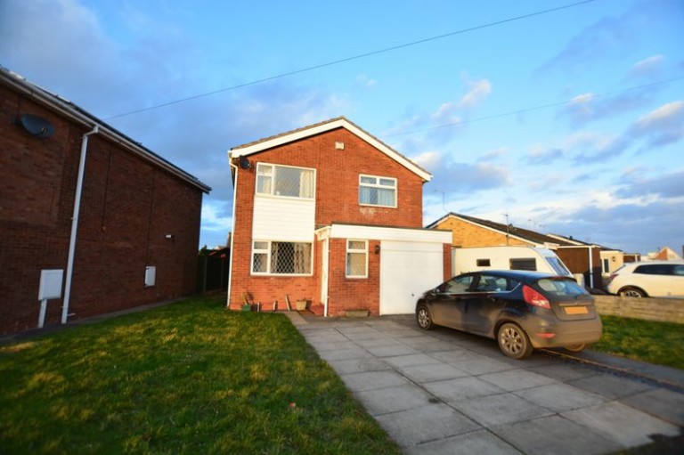 View Full Details for Huntingdon Crescent, Burton Upon Stather, Scunthorpe