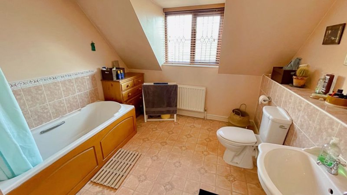 Images for Hackthorn Road, Welton,  Lincoln